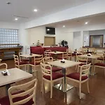 Sky 2 Szálloda 4*