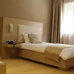 Sky 2 4* Tirana