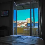 Hotel Sky 2 Tirana