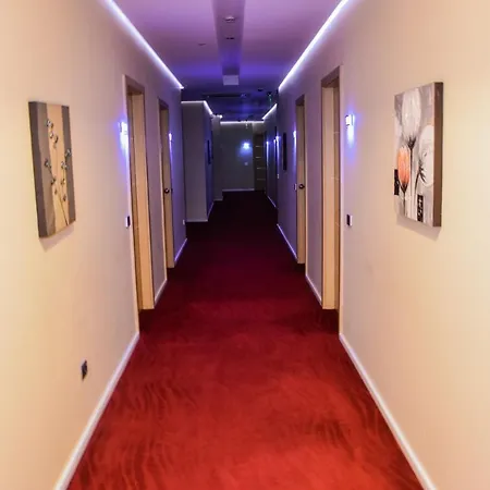 Sky 2 Hotel 4*
