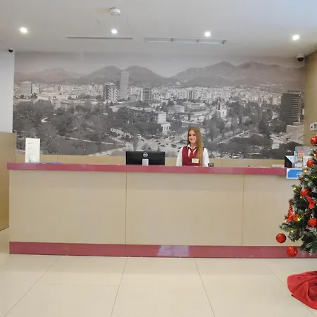 Sky 2 Hotel