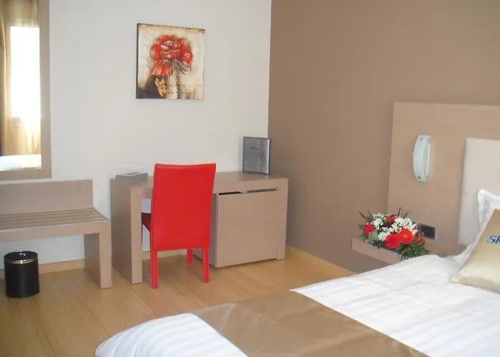 Hotel Sky 2 4*
