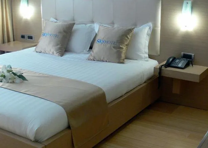 Hotel Sky 2