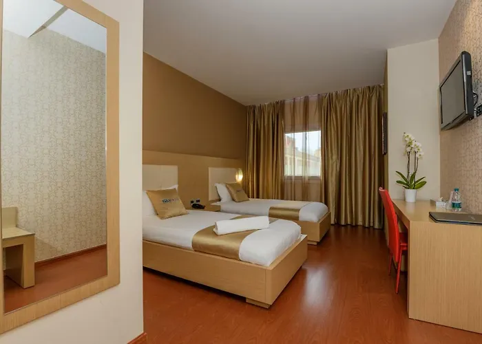 Sky 2 Hotel 4*
